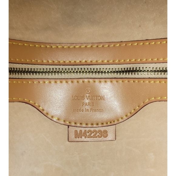 Authentic Louis Vuitton Monogram Bucket GM Large Tote  COA - Picture 4 of 9